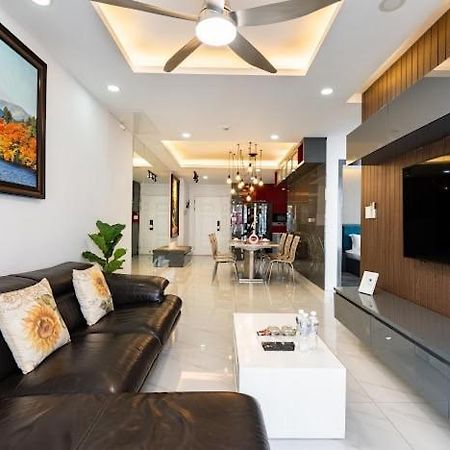 Apartment Near Secc Scenic Valley Ho Chi Minh City Bagian luar foto